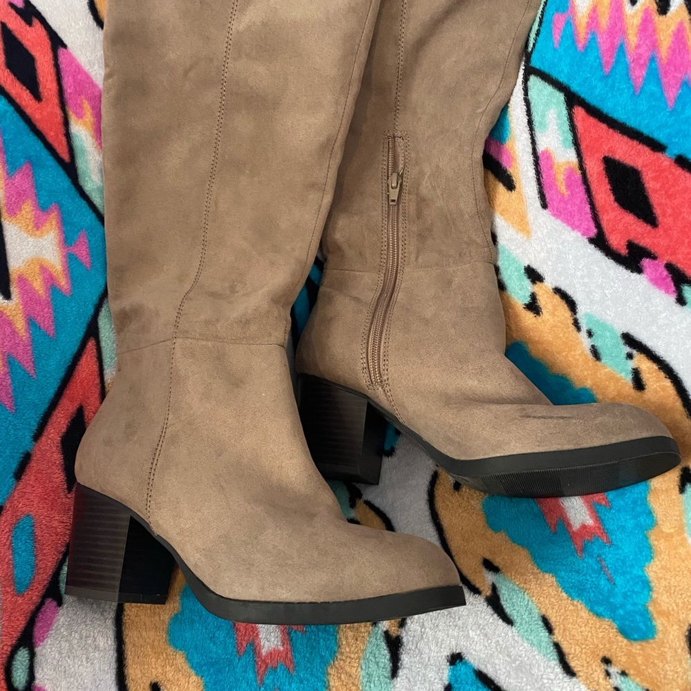 Old Navy Tall Suede Boots - Picture 2 of 7